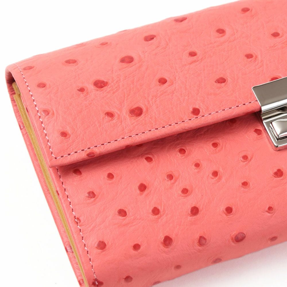 オースト_マルタ_革